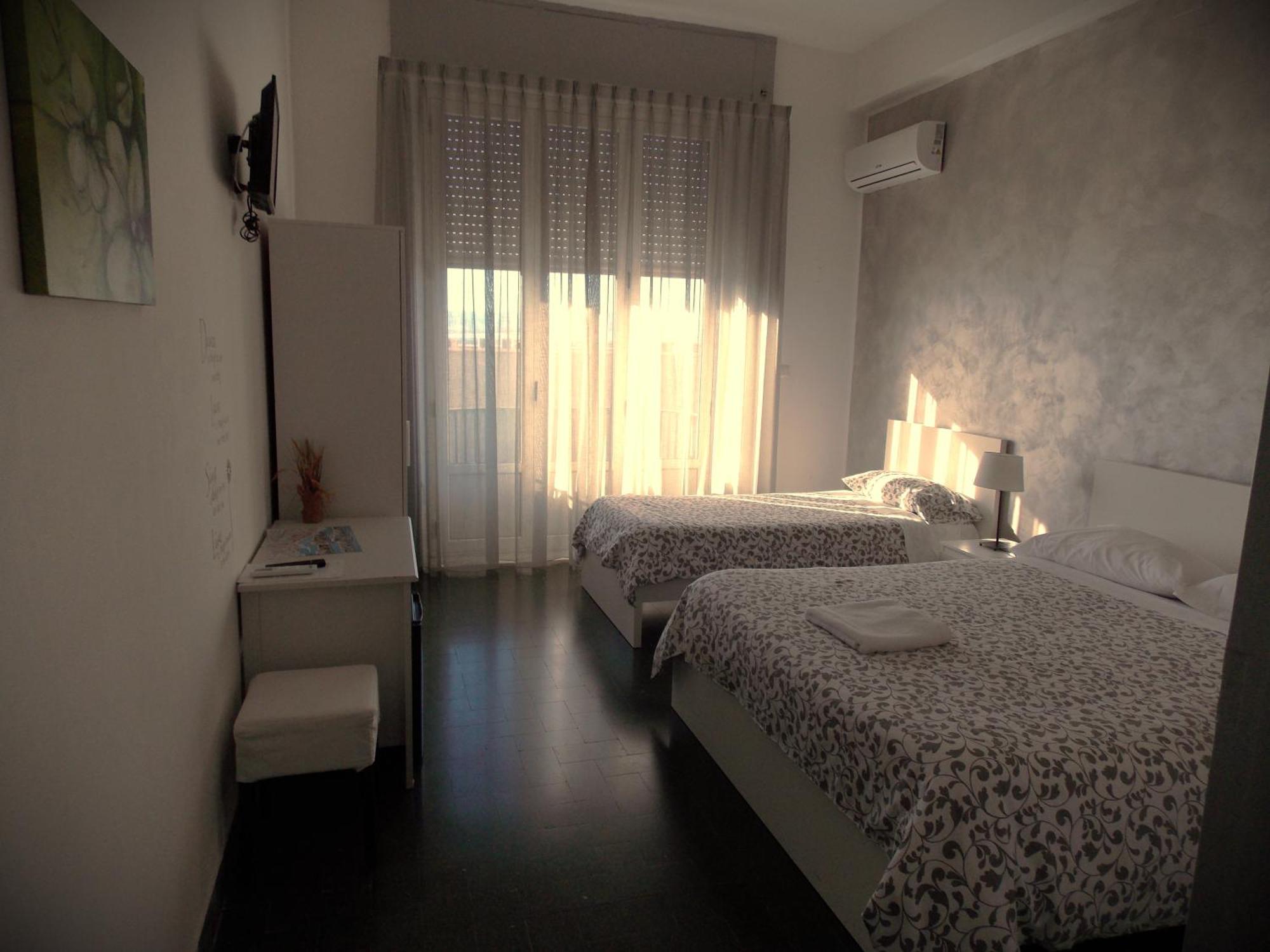 Central House Reggio Calabria Exterior photo